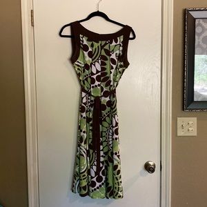 Sandra Darren, size 8, green and brown dress